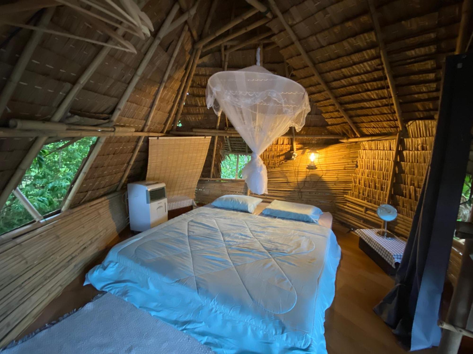 Royal Mountain Hut Hotel Ratchaburi Екстериор снимка