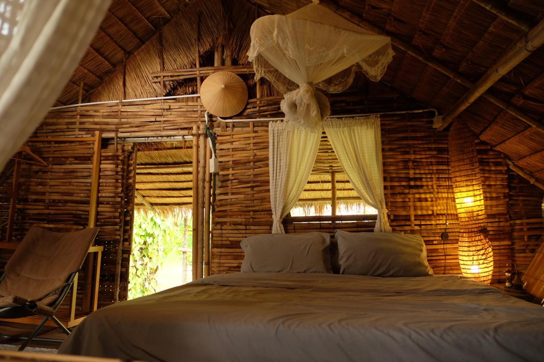 Royal Mountain Hut Hotel Ratchaburi Екстериор снимка